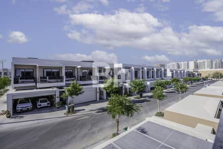 4 Bedroom Villa for Sale in Al Furjan, Dubai - 4Bed Beautiful Villa in Al Furjan | Vacant Soon