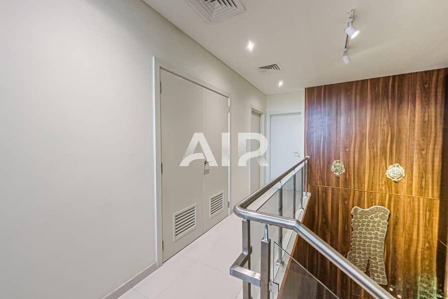 Upgraded | Spacious Townhouse | Landscaped Garden - Image 9