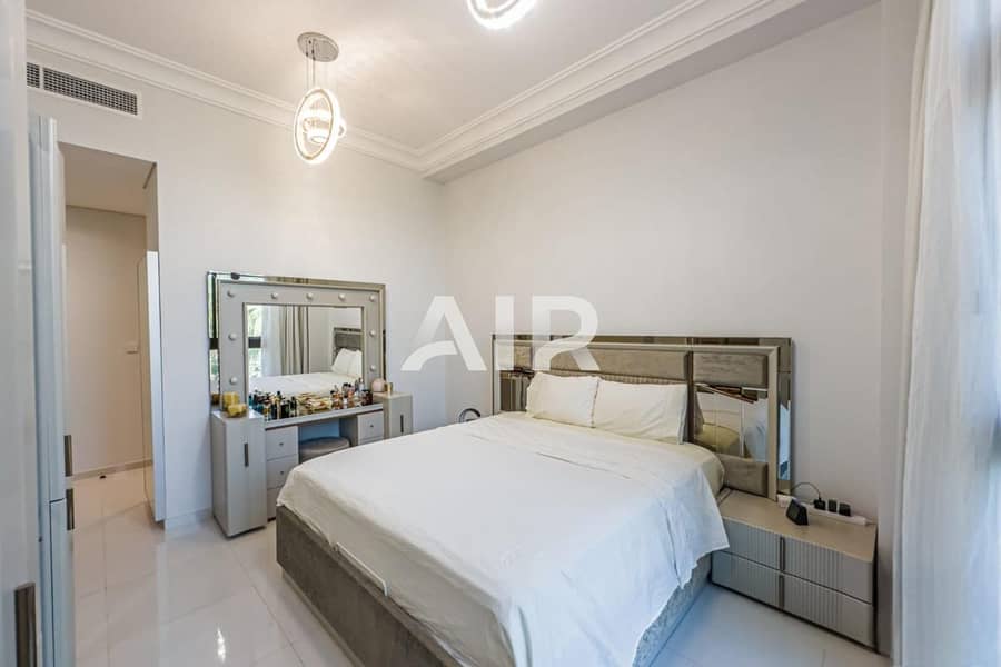 Upgraded | Spacious Townhouse | Landscaped Garden - Image 15