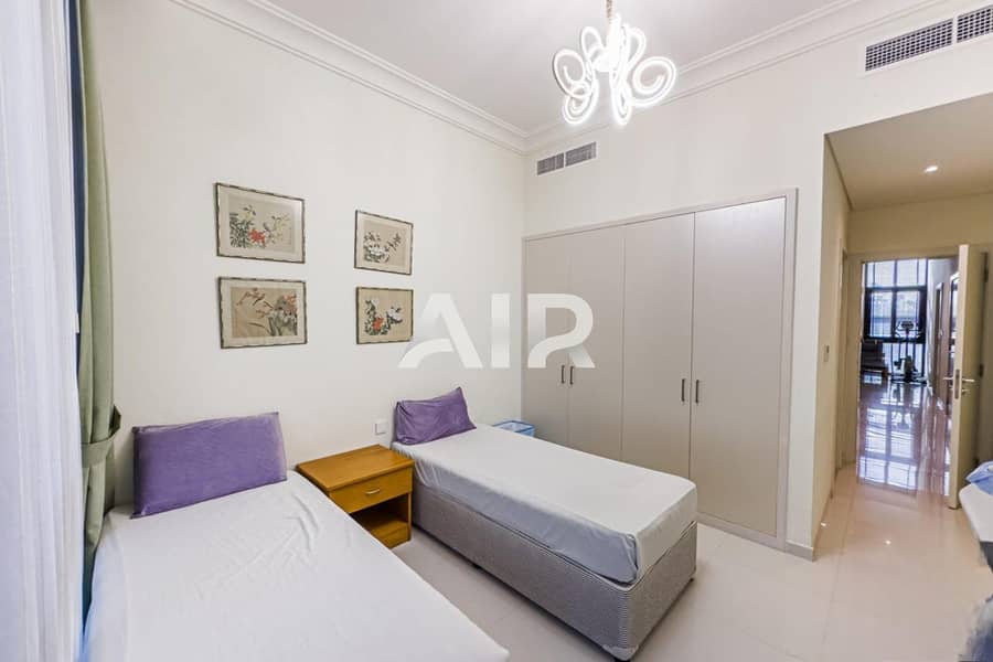 Upgraded | Spacious Townhouse | Landscaped Garden - Image 20