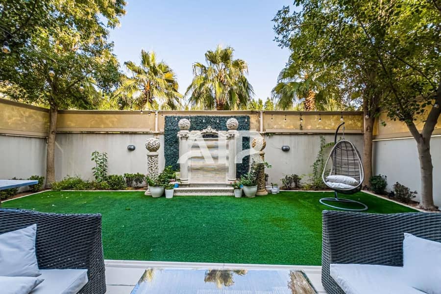 Upgraded | Spacious Townhouse | Landscaped Garden - Image 27