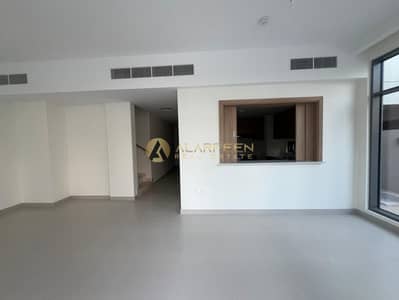 4 Bedroom Villa for Rent in Dubai South, Dubai - IMG-20250918-WA0136. jpg 4 Bedroom Villa for Rent in Dubai South, Dubai - IMG-20250918-WA0136. jpg