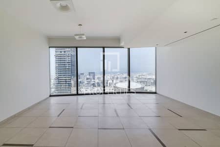 3 Bedroom Apartment for Rent in Downtown Dubai, Dubai - Sea View | Chiller Free | Next to Metro Station