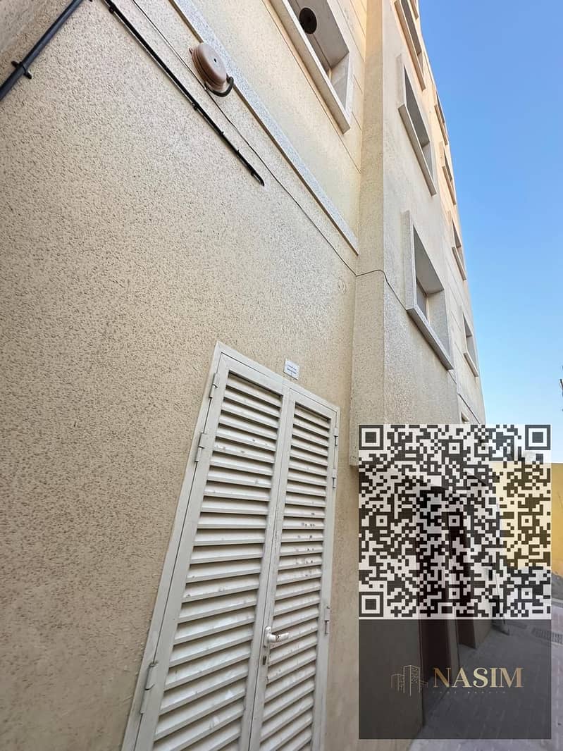 11 ca936e0d-3855-4c95-9222-daf36c8d2bbb. jpg