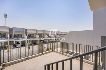 تاون هاوس 3 غرف نوم للايجار في مدينة محمد بن راشد، دبي - تاون هاوس في MAG City،دستركت 7،مدينة محمد بن راشد 3 غرف 200000 درهم - 12829949