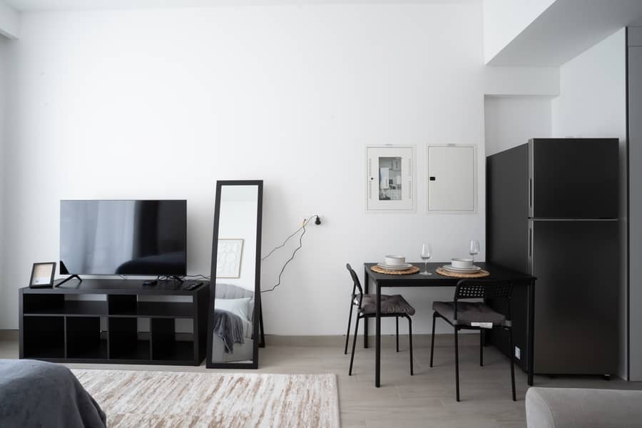 Studio, Luma22 Tower, JVC