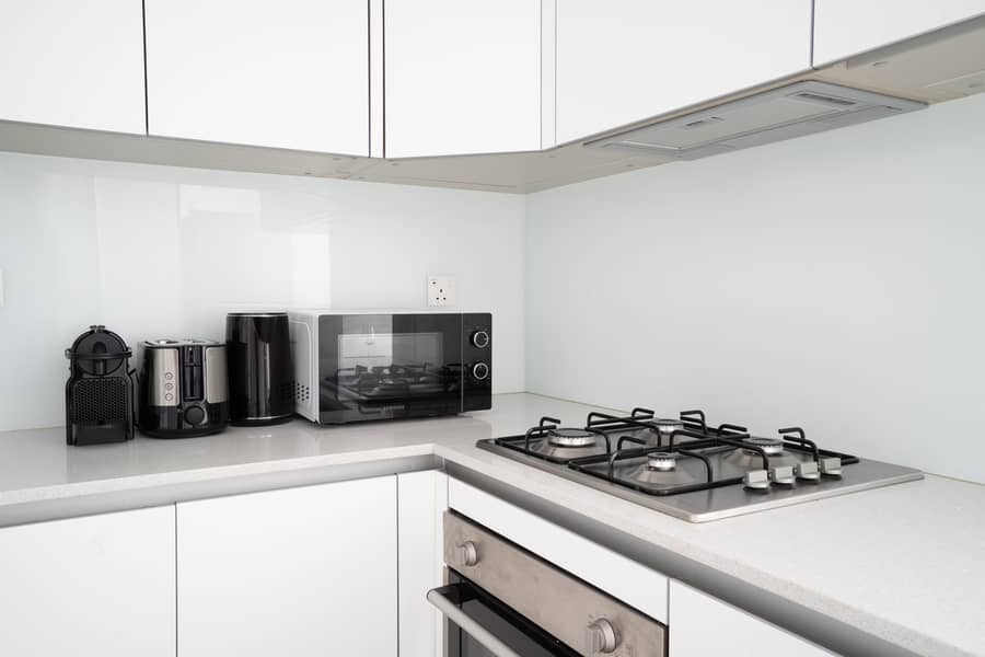 Studio, Luma22 Tower, JVC - Image 12