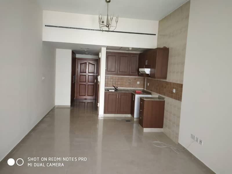 Luxurious chiller  free studio@30k with all amenities