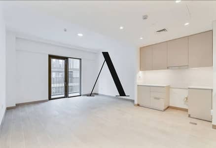 迪拜溪港， 迪拜 2 卧室公寓待售 - Lotus creek living room . png