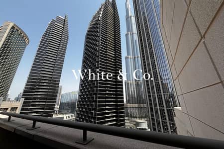 1 Bedroom Flat for Rent in Downtown Dubai, Dubai - Stylish 1BR | 1 Bath | Standpoint Tower