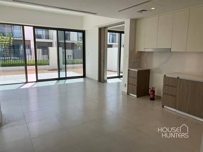 4 Bedroom Villa for Sale in The Valley by Emaar, Dubai - Single Row - Close to Pool - Price negotiable