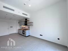 VACANT | SPACIOUS UNIT | POOL VIEW