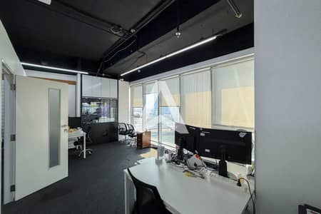Office for Sale in Business Bay, Dubai - Semi Furnished | Canal View | Vacant 8th October