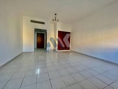 Studio for Rent in International City, Dubai - 1416d742-9233-4bee-a8ed-4e9758478295. jpg