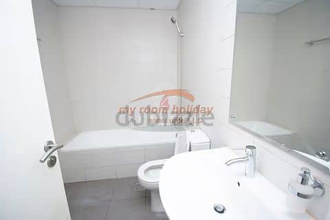 Modern Megaaaaa Hugeeee Building | Executive Bachelor | Company staff | Multiple Room Available