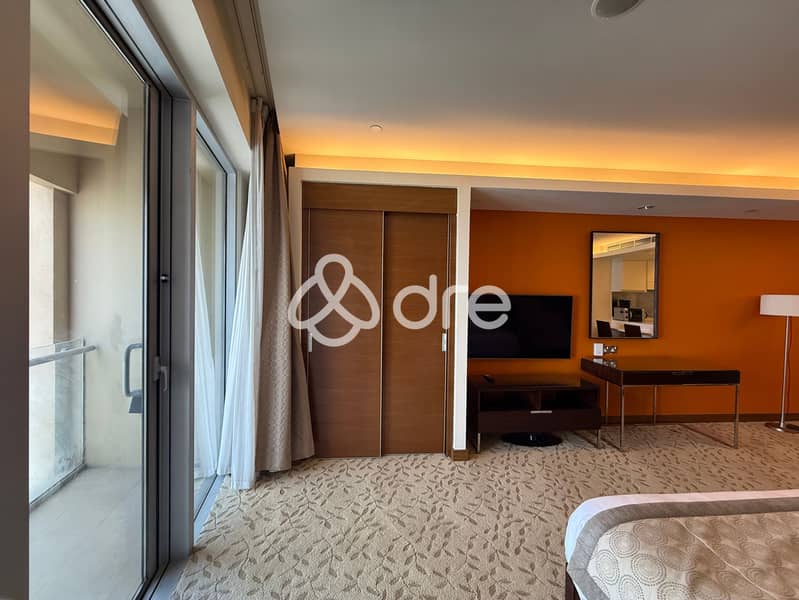 HUGE LAYOUT | VACANT | HIGH FLOOR - Image 8