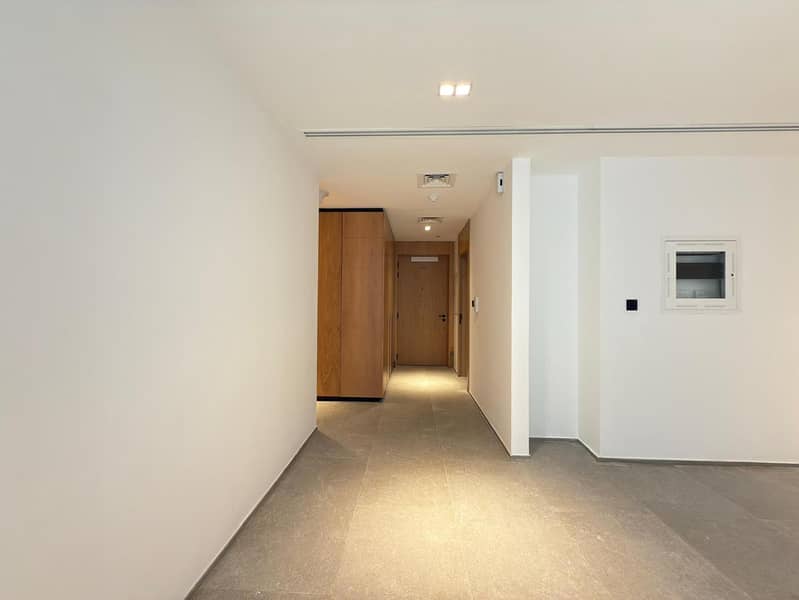 Brand New Spacious Apartment in Family Building With Pool - Image 16