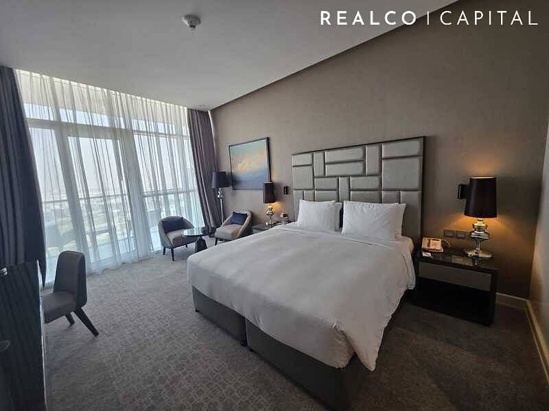شقة في راديسون دبي داماك هيلز (أرتيسيا A)،داماك هيلز 650000 درهم - 12836998
