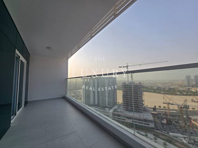2 High_Floor___Brand_New___Fully_Furnished-12. jpg