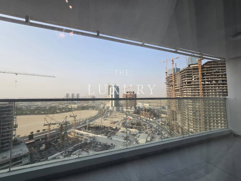 3 High_Floor___Brand_New___Fully_Furnished-9. jpg