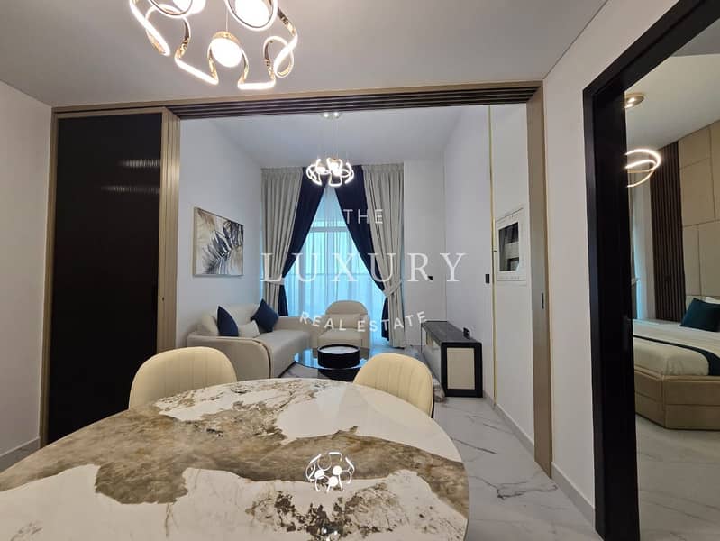 7 High_Floor___Brand_New___Fully_Furnished-14. jpg