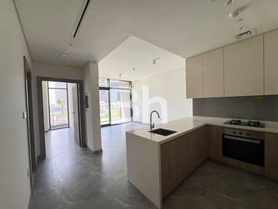 1 Bedroom Flat for Rent in Business Bay, Dubai - Pool and Canal View | Brand New | Prime Location