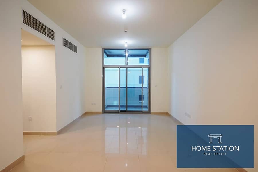 CHILLER AC FREE BRAND NEW BALCONY VACANT NOW PARKING NEAR MOE