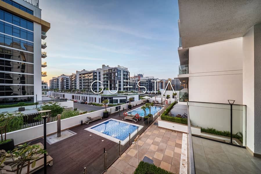 Pool View | Urban living | All Bills Incl