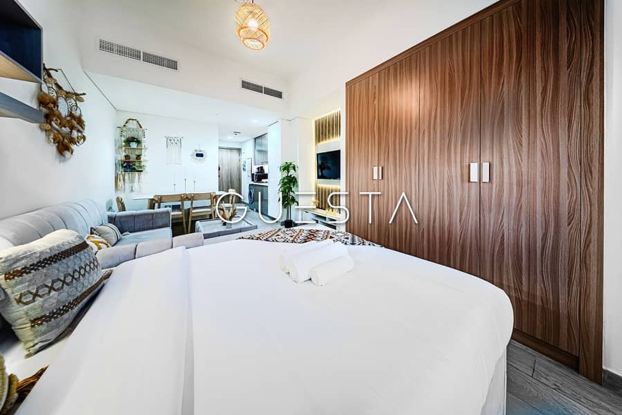 Pool View | Urban living | All Bills Incl - Image 14