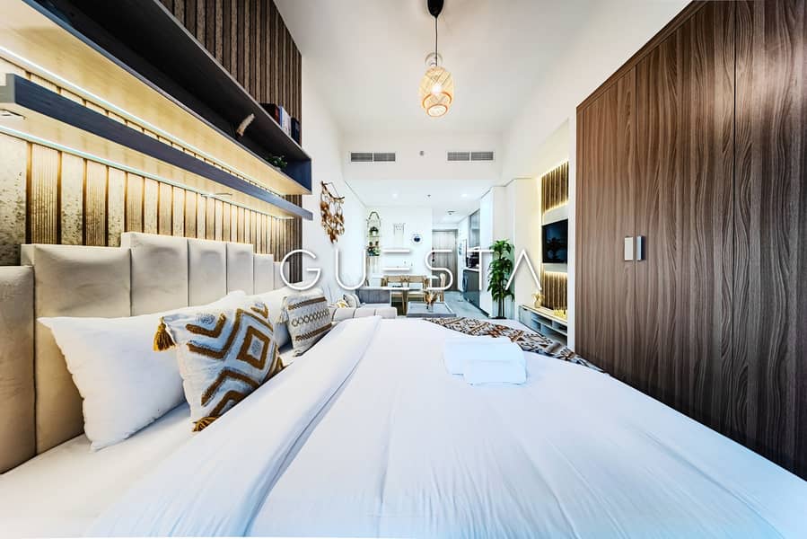 Pool View | Urban living | All Bills Incl - Image 15