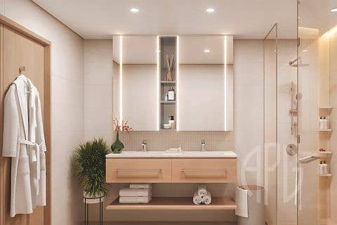 5 Bathroom. jpg