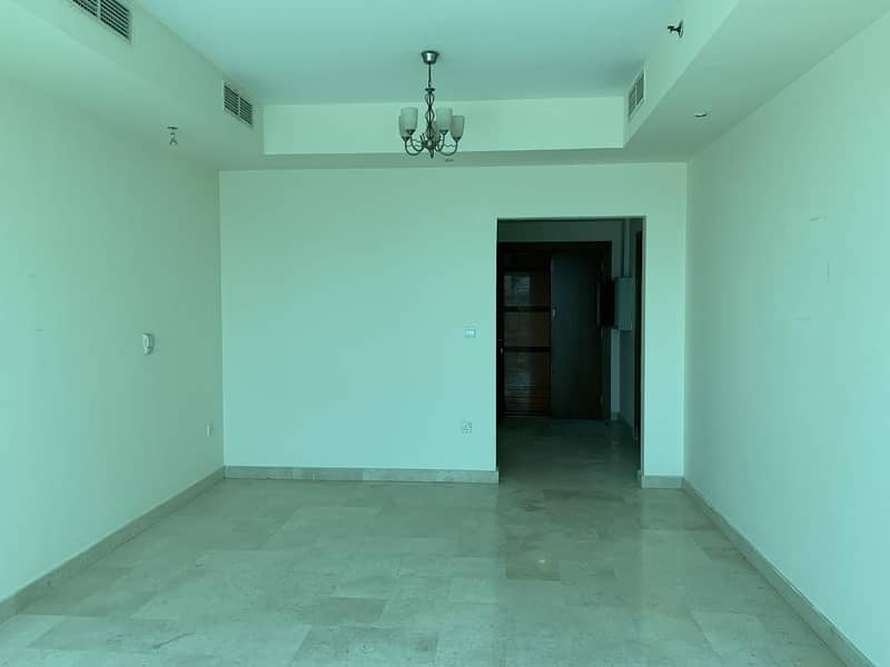 Chiller free 2Bed Rooms For Rent in Deira