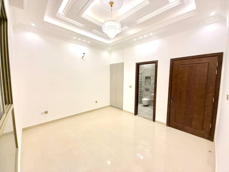 10 صورة واتساب بتاريخ 2025-09-18 في 20.36. 37_a5493933. jpg