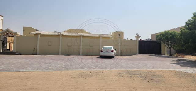 فيلا تجارية  للايجار في الروضة، عجمان - WhatsApp Image 2025-09-19 at 4.55. 41 PM (23). jpeg