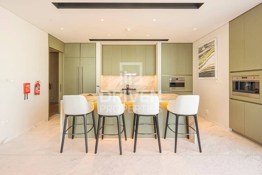 Ultra-Luxury Designer Finished Exquisite Penthouse - Image 7