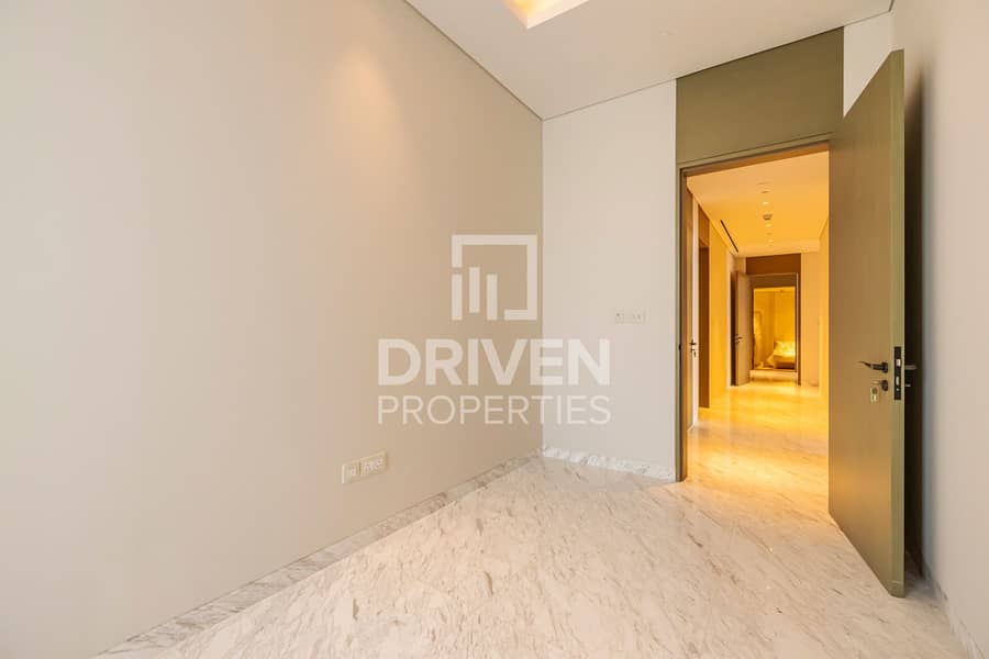 Ultra-Luxury Designer Finished Exquisite Penthouse - Image 18