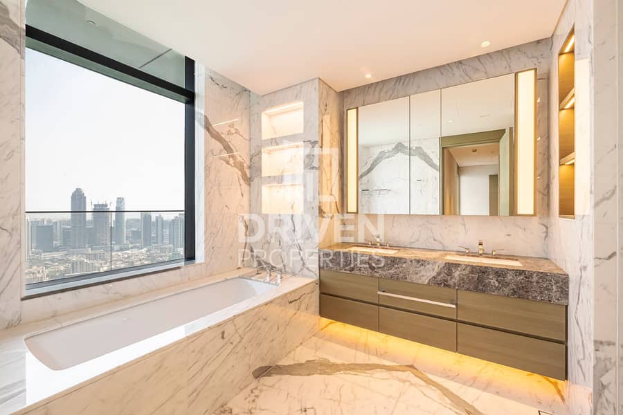 Ultra-Luxury Designer Finished Exquisite Penthouse - Image 20