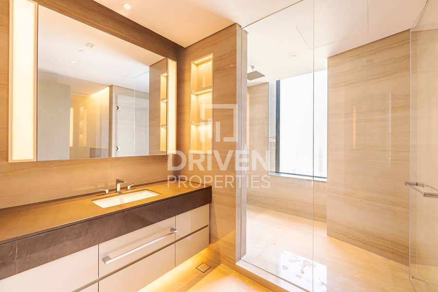 Ultra-Luxury Designer Finished Exquisite Penthouse - Image 21