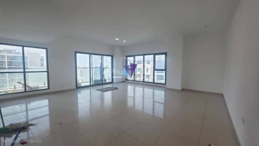3 Bedroom Flat for Rent in Al Raha Beach, Abu Dhabi - Specious 3 Master BR /GYM/POOL/PLAY AREA
