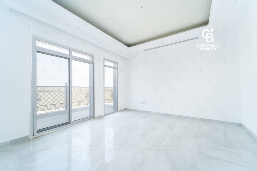 Single Row | Spacious | Customized | Private Pool - Image 23