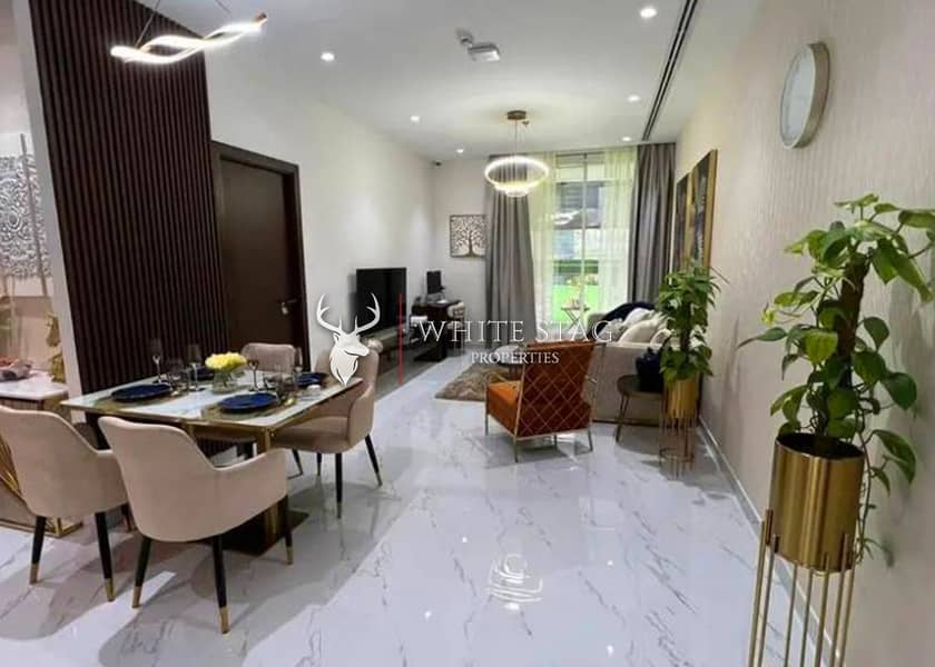 2 Interior1. jpg