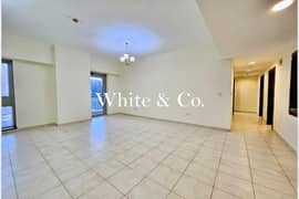 شقة في برج J،الأبراج الإدارية،الخليج التجاري 2 غرف 2349999 درهم - 12842047