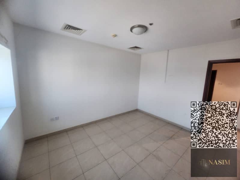 25 98b10103-0afd-4396-bc7c-0fdba2faf8dd. jpg