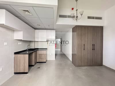 Studio for Rent in International City, Dubai - IMG_0356-2. jpg