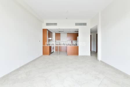 2 Bedroom Flat for Sale in Motor City, Dubai - VOT l Large Layout l Renovation Project
