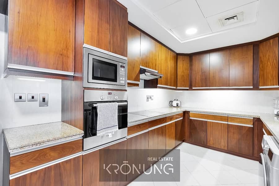 Stunning 2 Bed | Marina canal view | Furnished