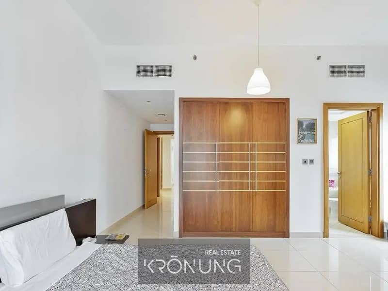 Stunning 2 Bed | Marina canal view | Furnished - Image 7