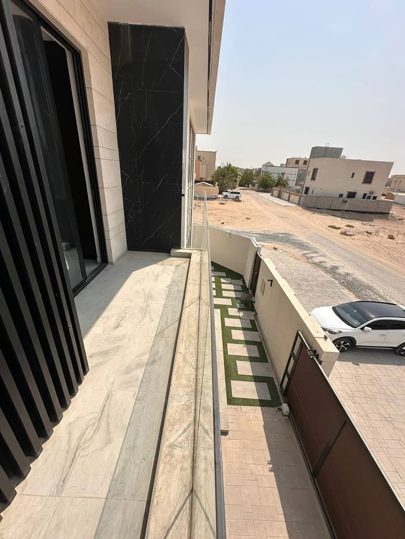 5 صورة واتساب بتاريخ 2025-09-20 في 13.49. 47_205902f4. jpg