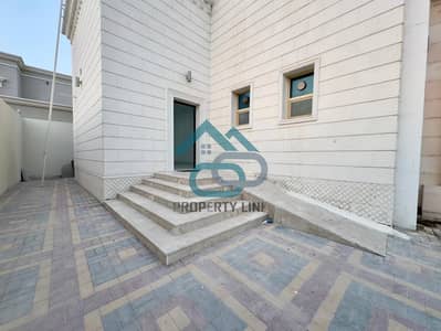 استوديو  للايجار في مدينة الرياض، أبوظبي - IMG-20250921-WA0081. jpg