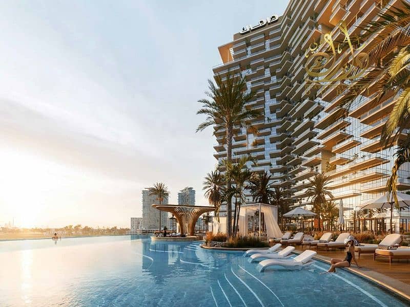 LUXURY MEETS NATURE REFINED LIVING STUNNING GREEN VIEWS - Image 9